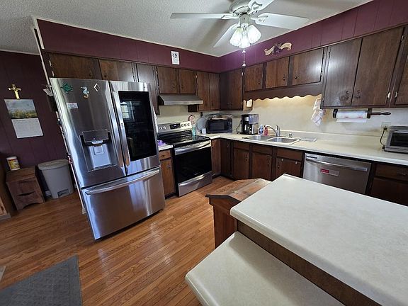 4th image of 1755 Jaybird Rd