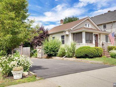 8 Zazzetti St, Waldwick, NJ, 07463