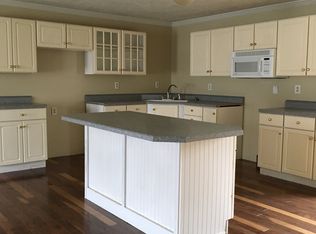 2486 Sand Hill Rd, Springfield, IL 62707