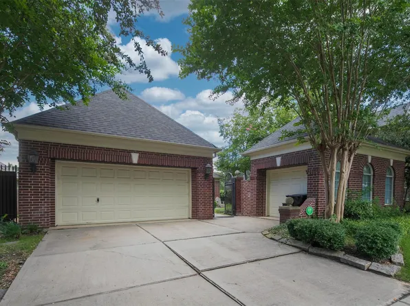 11530 Legend Manor Dr, Houston, TX 77082