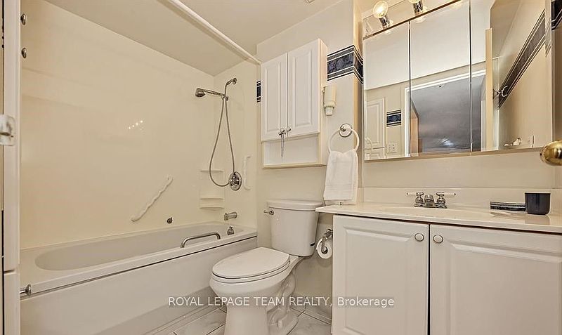 Ottawa Apartment for rent - 2 Bedrooms — photo 22
