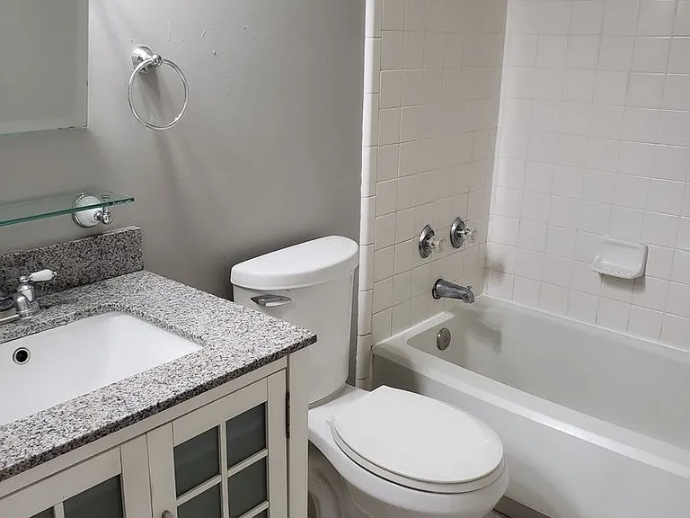 3222 Huntington Woods Blvd — Photo 6