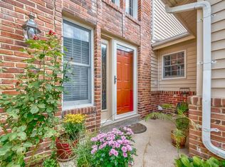 12951 Banyan Town Dr, Saint Louis, MO 63146