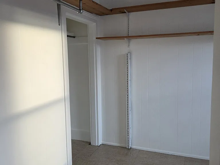 669 Pawling Ave #3 — Photo 17