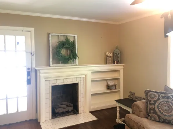 13 Brookside Dr, Wetumpka, AL 36092