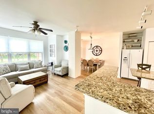 400 Symphony Cir UNIT 212I, Cockeysville, MD 21030