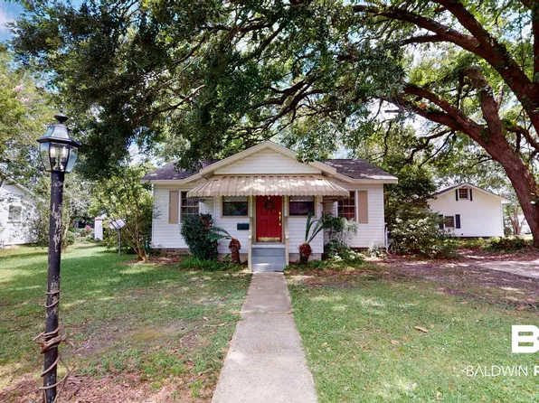 3012 Baronne St, Mobile, AL 36606
