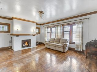 200 E Locust St, Milwaukee, WI 53212