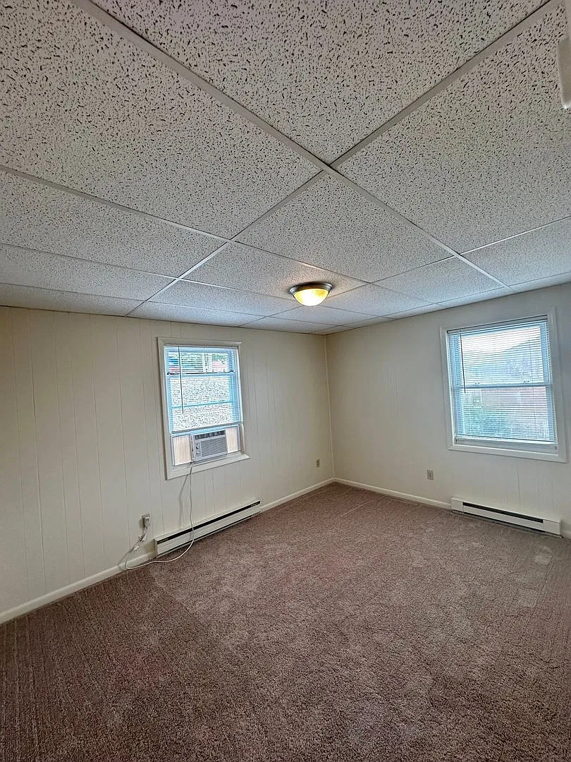 2 Bedroom apartment on Rockingham Drive — Photo 4