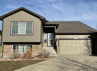 2144 Ballard Ln, Fort Collins, CO 80524