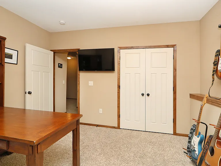 825 Laussac Dr — Photo 24