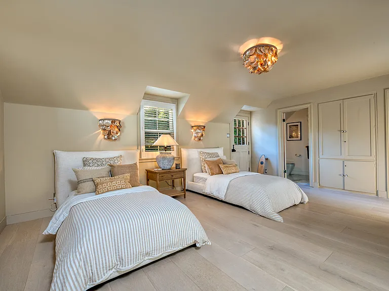 3100 Coldwater Canyon Ave — Photo 54