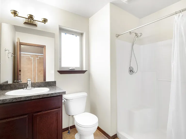 3717 E 34th Ave — Photo 22