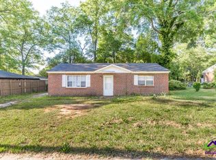 227 Madrid St, Warner Robins, GA 31093