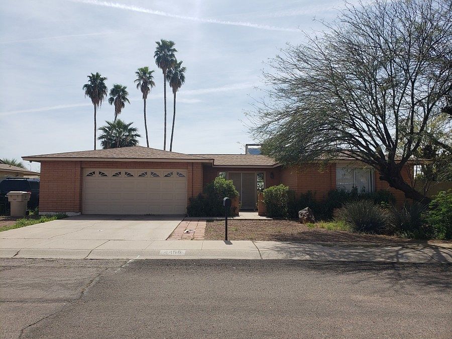 1st image of 4455 W Vogel Ave