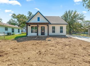 310 E Clifton St, Stephenville, TX 76401