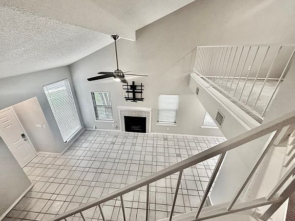 3rd image of 12917 Meehan Dr