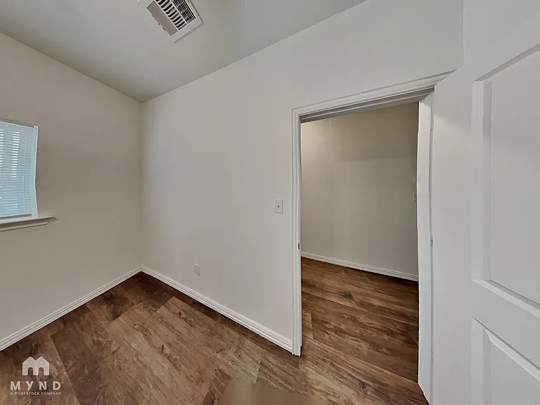 3230 Cherry Ln — Photo 12