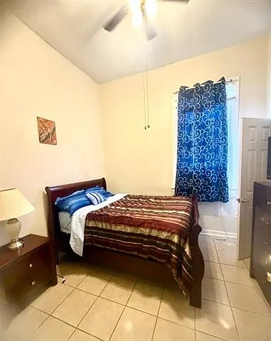 1505 N Broad St — Photo 12