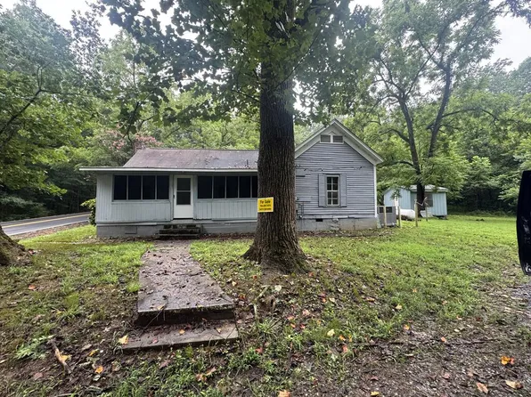 716 Poplar Springs Rd, Dalton, GA 30720