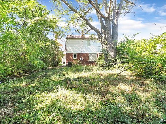 4th image of 9400 Meyers Rd