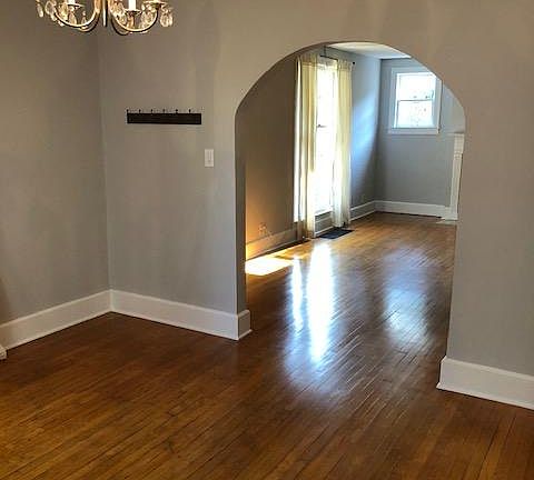 4th image of 2814 Acklen Ave #A