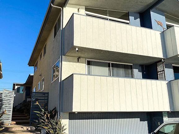 2nd image of 902 Esplanade APT D