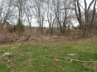 81 Palmer Neck Rd, Pawcatuck, CT 06379