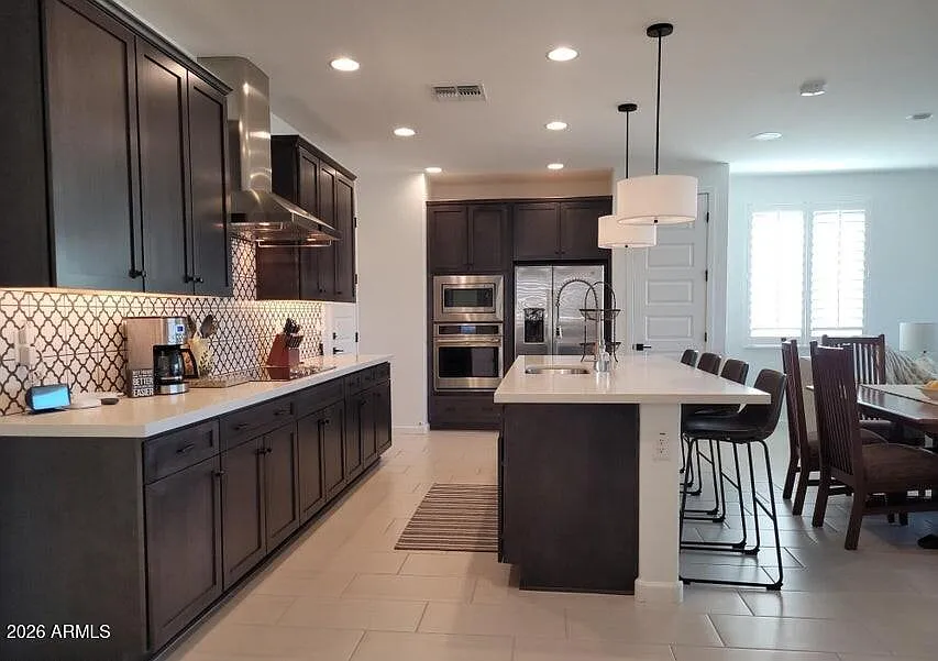 2 bed, 2.0 bath, 1669 sqft, $2,560 — Photo 3