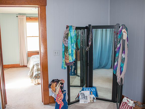 4th image of 5048 Lake Crest Cir