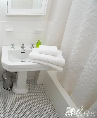 Rented by Maison International | media 8