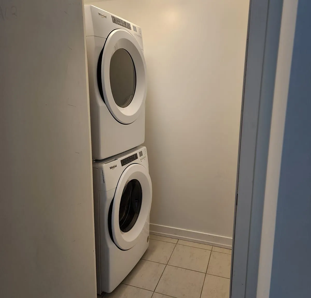 2 bed, $2,300 — Photo 4