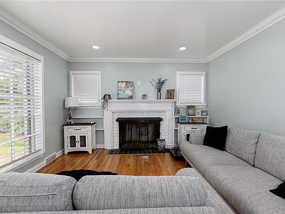 4th image of 1301 N 69th St