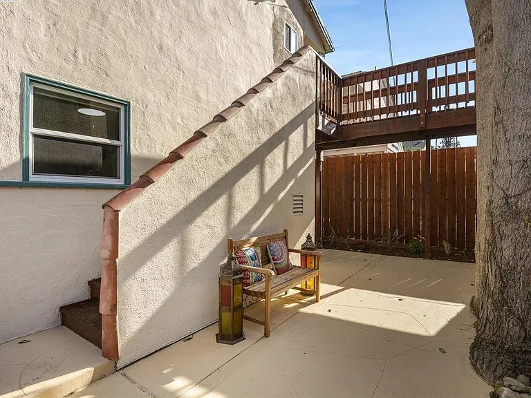755 Bird Ave — Photo 16