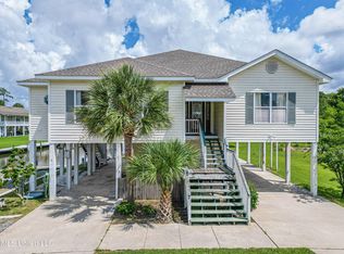 411 Royal Oak Dr, Pass Christian, MS 39571