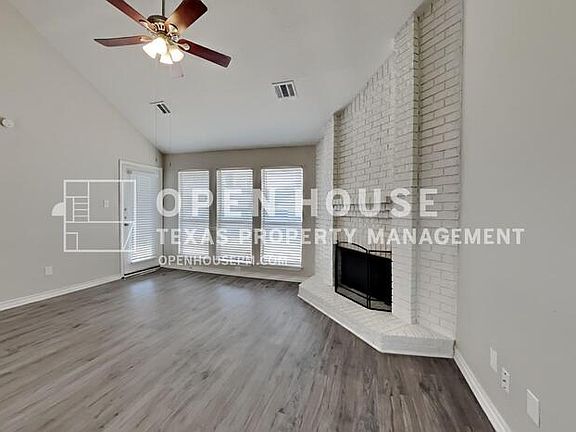 4th image of 4504 Westchase Cir