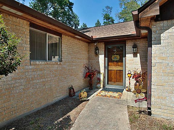 4th image of 16422 Cimmaron Dr