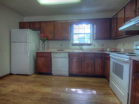 3rd image of 4135 Stag Run Ct