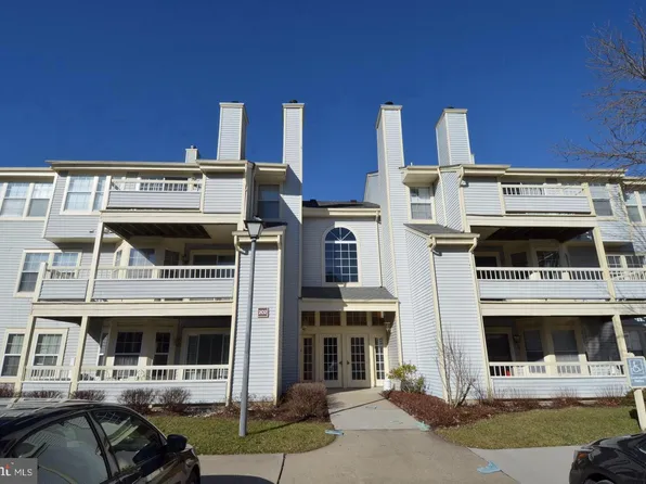 202 Salem Ct APT 8, Princeton, NJ 08540