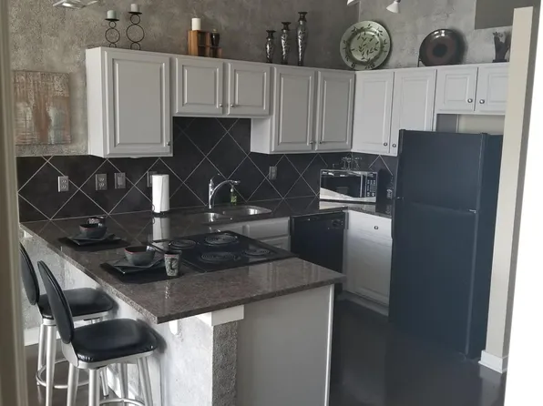 1535 Walnut St APT 503, Kansas City, MO 64108