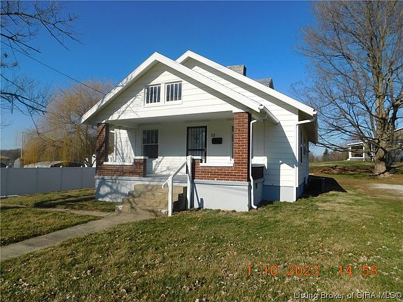 2nd image of 111 W Homer Street