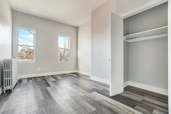 Rented by Compass | media 24