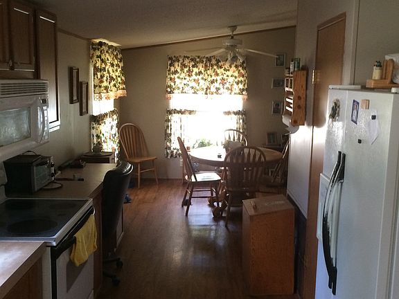 3rd image of 12716 White Tail Dr