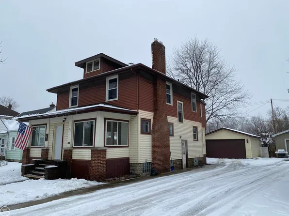1514 Minnie St, Port Huron, MI 48060