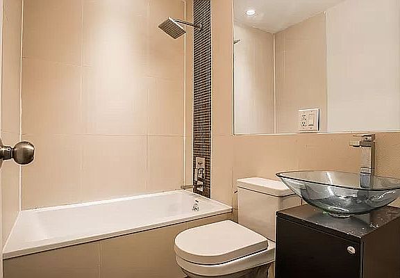 3rd image of 28 Claver Pl APT 1F
