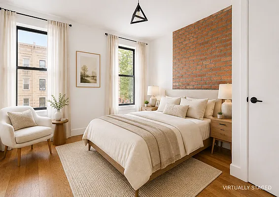 Bedroom, photo 1