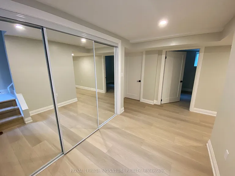 3271 Pilcom Cres #LOWER — Photo 7
