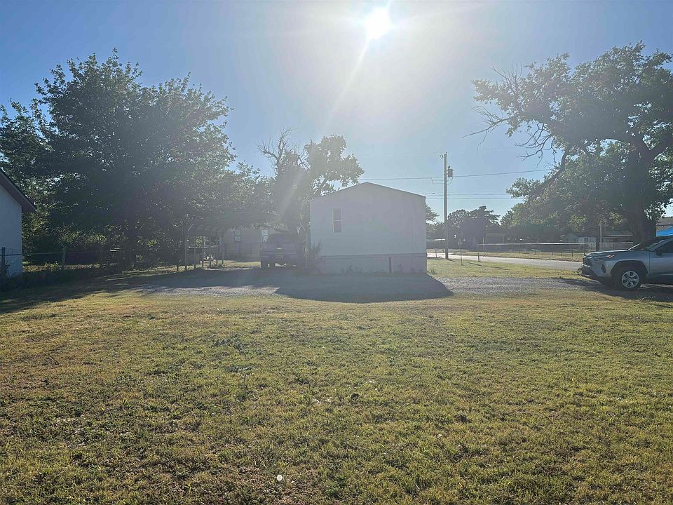 1st image of 1701 1st St