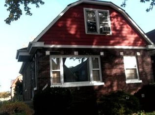 9317 S Muskegon Ave, Chicago, IL 60617