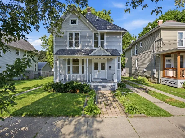340 Moseley St, Elgin, IL 60123